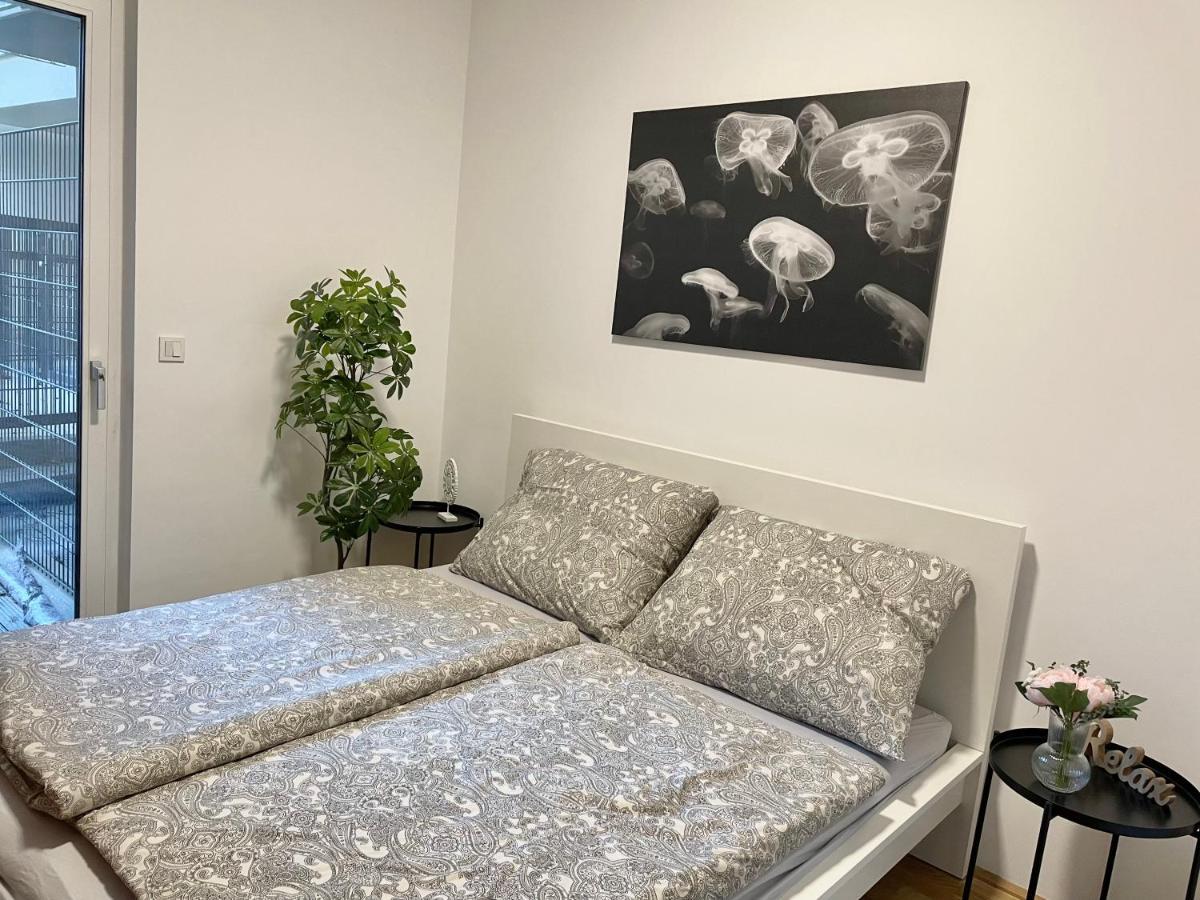 Premium Apartment With Terrace, A/C, Free Wifi And Netflix ウィーン エクステリア 写真